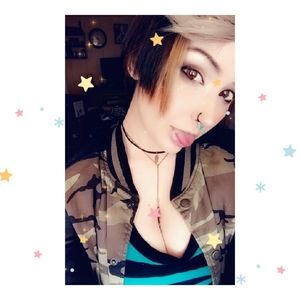 Meet your Posher, Ellie